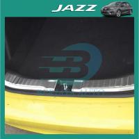 ราคา Honda Jazz 2014 - 2025 GK5 ตัวป้องกันกันชนด้านหลังในรถยนต์อุปกรณ์เสริม Berjaya Auto (58153611089)