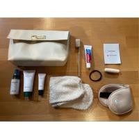 ราคา Ferragamo Amenity Cosmetic Bag ครบชุด (26772191906)
