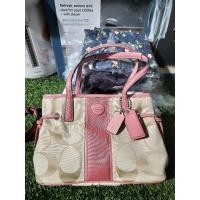 ราคา Coach F22907 Signature Stripe Mini Carryall Pink Khaki (22560682009)