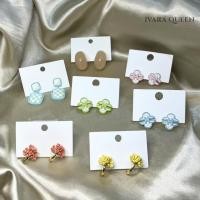 ราคา ต่างหูลูกปัดแก้วเสี้ยว ลายตารางสีฟ้า ใบโคลเวอร์ตัวH ชมพู,ฟ้า,เขียว ดอกเดซี่สีชมพู,เหลือง เครื่องประดับผู้หญิง แฟชั่น (44217298455)