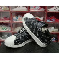 ราคา ฟรี POS : ADIDAS SUPERSTAR SLIPON BATIK : 17.5CM (40218227138)