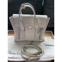 ราคา กระเป๋า Phillip Lim Medium สีขาว (19483897201)