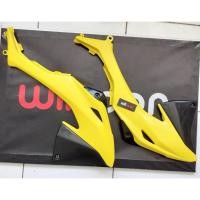 ราคา Front Tank Wing / Front Body Cover Kawasaki KLX 150 BF / Dtracker THOR Yellow (52406051490)
