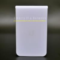 ราคา (มือสอง) Ubiquiti Unifi AP AC IN WALL (UAP-AC-IW) มีช่อง POE pass-through มีประกัน Lifetime (41028467892)