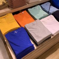 ราคา เสื้อยืดคอวีชาย giordano 100% ของแท้ผ้าหนานุ่มไม่บาง มีหลายสี ไซส์ S M L XL XXL (1699419784)