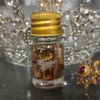 ราคา น้ำมันว่านมหาเสน่ห์ อิ่นแก้วเรียกรักเรียกคู่ มัดจิตมัดใจ ผสม สีผึ้งหลวงพ่อทาบ สีผึ้งพยองคำ สีผึ้งครูบาออ (19194374917)