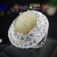 ราคา แหวนไพฑูรย์ ล้อมเพชร แหวนเงินแท้ 92.5% ชุบทองคำขาว ประดับ พลอยไพฑูรย์แท้ (พลอยแท้หายาก) ตกแต่ง เพชร Swiss YTG-9616 (6729163401)