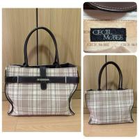 ราคา ส่งต่อกระเป๋า CECIL Mc BEE ขนาด 14“x11” **มีตำหนิรอยขาด เลื่อนดูรูปสุดท้ายค่ะ (28366257157)