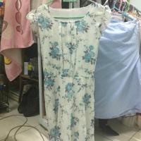 ราคา ชุดเดรส ชุดมือสอง เสื้อมือสอง เดรสมือสอง สีขาวลายดอก (1151813274)