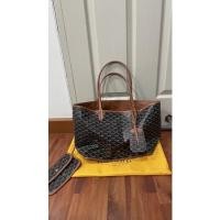 ราคา กระเป๋าสะพาย goyard สไตล์หนังวัวแท้ ใช้ได้ 2 ด้าน สภาพ 95% (13222389809)