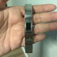 ราคา ขายนาฬิกา Fendi มืองสองของแท้ 100% ซื้อมาจากร้านมือสองที่ญี่ปุ่น สภาพมีรอยตามการใช้งานแต่ดูเวลาได้ปกติ หน้าปัดสีดำ (1651370405)