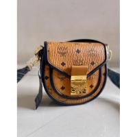 ราคา ของใหม่นอนตู้ MCM Patricia Mini Crossbody Bag (43509191062)