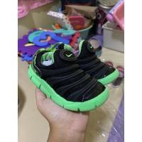 ราคา รองเท้าผ้าใบเด็ก Nike Free มือสองของแท้ หนอนจิ๋ว ขนาดเท้า 13CM (4048391313)