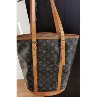 ราคา ❤️กระเป๋า​ LV BUCKET GM แท้​ รวมส่งฟรีค่ะ. (6876538552)
