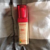 ราคา Bourjois รองพื้น (2072030779)