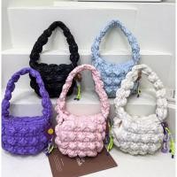 ราคา [REコンテナ] carlyn niche all-match cloud fold small bag (23841895143)