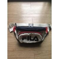 ราคา ส่งต่อ คาดอก FILA ของแท้ 100% สภาพดี สีสวย (10707579973)