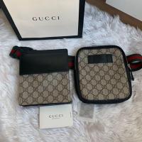 ราคา Like new Gucci belt bag รุ่นนี้ใส่ของได้เยอะ สภาพดีค่ะ ยังใหม่เลย ภายในสะอาด มุมมีรอยบ้างนิดๆ (2720340589)
