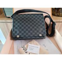 ราคา Lv​ District​ pm​ damier DC​ 18​ ของแท้​ 100 % (4592808827)