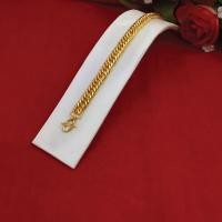 ราคา สร้อยข้อมือทองลายโซ่แบนตัดลาย ยาว 6.5 นิ้ว หนัก 1 บาท หุ้มเศษทองเยาวราช ทองชุบ ทองปลอม ใส่แทนทองแท้ได้ ใส่อาบน้ำได้ (6083576263)