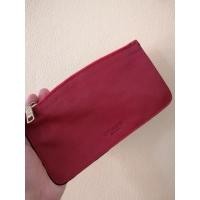 ราคา coach มือสองของแท้ กระเป๋าcoachมือสองของแท้ หนัง สีแดงเลือดหมู สภาพดี (21978153642)