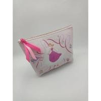 ราคา กระเป๋าใส่เครื่องสำอาง Pierre Herme x Disney เจ้าหญิงออโรลาหรือเจ้าหญิงนิทรา (26051372152)