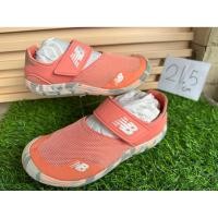 ราคา รองเท้า Newbalance ลูกสาว 20.5 cm มือสองของแท้ (55955529166)