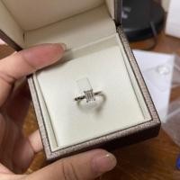 ราคา แหวนเพชรชู emerald cut 50ตัง ก้านแหวนแบบกลม (25456201714)