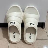 ราคา [ใช้โค้ดส่วนลดทักแชท] รองเท้าแตะ Fila แท้ 100% size EU 38 (45050185278)