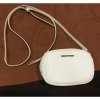 ราคา กระเป๋าสะพายmangoสีขาว (1389210352)