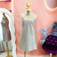 ราคา แบรนด์ Banana Republic แท้ 100%เดรสงานเกล็ดวิบวับ สีเงิน คอวี ใส่ออกงาน ทรงเข้ารูป เดรสออกงาน ชุดปาร์ตี้(144) (25727632162)