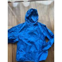 ราคา uniqlo เสื้อกันuv size140 มีกระเป๋าเก็บในตัว (18994644883)