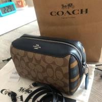 ราคา ของใหม่ มือ1 Coach แท้ ทรงหมอนคอลใหม่ สีสวยมาก หนังทั้งใบ ขนาดน่ารัก ลายแปลกตาไม่ซ้ำใคร สภาพ100% (7603792299)