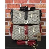 ราคา กระเป๋าสะพายข้างKimperry ขนาด11” มีสายสะพาย1เส้น มีถุงผ้าแบรนด์ ขนาดฐาน11” สูง6.5” กว้าง3” (5134571937)