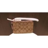ราคา COACH กระเป๋าคล้องมือสองซิบเล็ก Double Corner Zip Wristlet In Signature Canvas รุ่น F87591 (P) (7703771994)