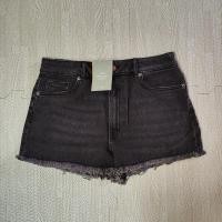 ราคา H&M Woman High-waisted denim shorts กางเกงยีนสขาสั้น มือ1 Shop ไทย (24762232377)