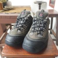 ราคา รองเท้ากลางแจ้งมือสอง ยี่ห้อ Black Yak sz 42 (27004027707)