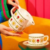 ราคา ( พร้อมส่ง ) Wiggle Wiggle Teapot & Teacup Set ชุดกาน้ำชา พร้อมแก้ว / จาน (29100717793)