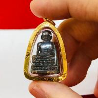 ราคา จี้หลวงปู่ทวด พระกริ่ง เลี่ยมทองแท้90% เหมาะสำหรับสร้อย 1บาท (27201034252)