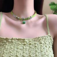 ราคา สร้อยข้อมือโช๊คเกอร์แบบแอปเปิ้ลสีเขียว ออกแบบมาในสไตล์ยุคใหม่และสวยงาม สำหรับสาวๆ ทันสมัย (56305273465)