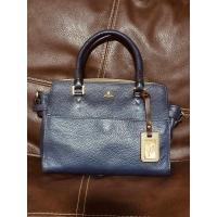 ราคา กระเป๋าหนังแท้แบรนด์ดังอิตาลีแท้สีน้ำเงินสวยสภาพดีแบรนด์PELLE BORSA (26476203686)
