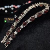 ราคา สร้อยข้อมือโกเมน สร้อยข้อมือเงินแท้ 92.5% ชุบทองคำขาว ประดับ พลอยโกเมนแท้ ตกแต่ง เพชร Swiss YTG-9160 (7029226776)
