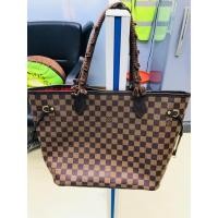 ราคา กระเป๋า Louis vuitton Neverfull MM ของแท้ สภาพดีคะ กระเป๋า มือสอง (1415087612)