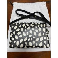 ราคา Lulu Guinness bag กระเป๋าสะพายหนัง used (21175181392)