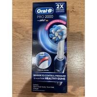 ราคา แปรงสีฟันไฟฟ้า Oral-B Pro 2000 ขจัดคราบจุลินทรีย์ได้มากถึง 100% (26492539490)