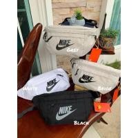 ราคา กระเป๋าคาดเอว Nike Tech รุ่นใหม่ชนช้อป!! ให้คุณหยิบใช้อุปกรณ์กีฬาและพกพาได้อย่างง่ายดาย (55201514747)