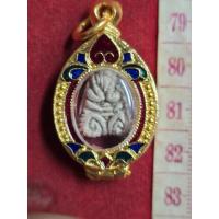 ราคา พระ ปิด ตา หลวง ปู่ เอี่ยม วัด หนัง เนื้อ ว่าน เก่า ผ่าน พิธี ปลุก เสก แล้ว พร้อม กรอบ ทอง (57406079353)