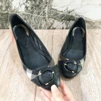 ราคา รองเท้าแบรนด์เนมมือสอง Burberry flats s.36.5 authentic% made in italy (2176571437)