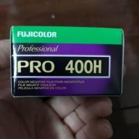 ราคา ฟิล์มสี Fuji Pro 400H (36 รูป ,35mm) 1 ม้วน (7617184997)