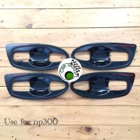 ราคา carfamily304 ﻿เบ้ากันรอยประตูดำเงาโลโก้แดง Navava NP 300 4 ประตู (2277638274)
